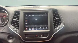 Jeep Cherokee 2022 4x4 Latitude Lux SUV 4p