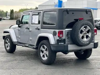 Jeep Wrangler Unlimited 2016 4x4 Sahara 4p SUV