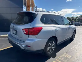 2017 Nissan Pathfinder
