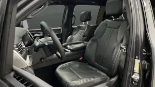 2022 Jeep Wagoneer