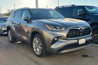 2026 Toyota Highlander Hybrid
