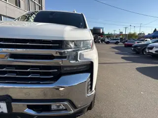 2021 Chevrolet Silverado 1500 4WD Crew Cab Short Bed LTZ