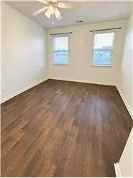Propiedad de alquiler con 4 habitaciones y 2 baños en Richmond Hill