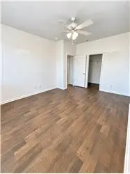 Propiedad de alquiler con 4 habitaciones y 2 baños en Richmond Hill