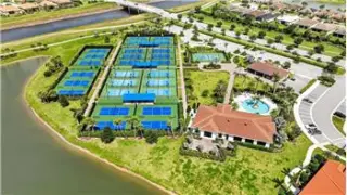 Propiedad en alquiler con 3 dormitorios y 2 baños en Port Saint Lucie