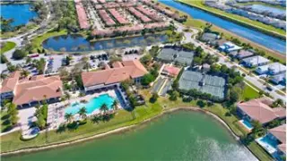 Propiedad en alquiler con 3 dormitorios y 2 baños en Port Saint Lucie