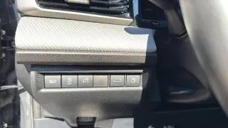 Toyota Camry 2025 SE 4dr Sedán