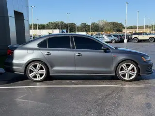Volkswagen Jetta 2017 2.0T GLI 4dr Sedán 6M