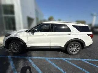 Ford Explorer 2025 AWD Platinum 4dr SUV