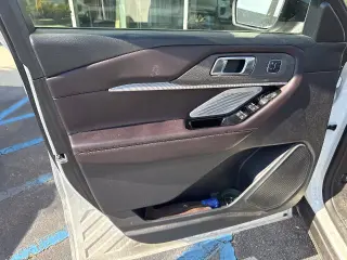 Ford Explorer 2025 AWD Platinum 4dr SUV
