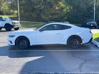 Ford Mustang 2025 EcoBoost Premium 2dr Fastback