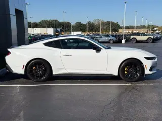 Ford Mustang 2025 EcoBoost Premium 2dr Fastback