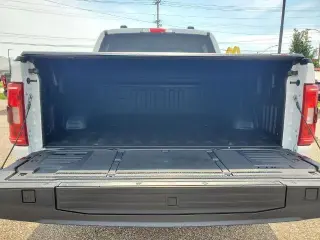 Ford F-150 2023 4x4 XLT 4dr SuperCrew 5.5 ft. SB