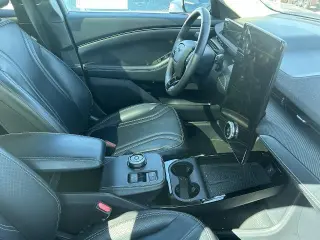 Ford Mustang Mach-E 2023 Premium 4dr SUV