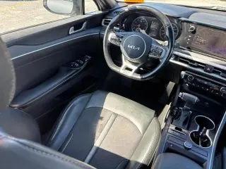 Kia K5 2023 GT-Line 4dr Sedán