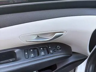 Hyundai TUCSON 2024 SE 4dr SUV