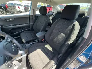 Kia Rio 2023 S Sedán 4 puertas