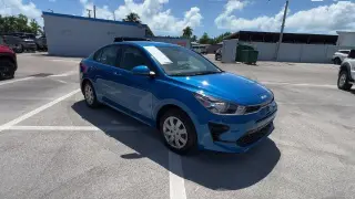Kia Rio 2023 S Sedán 4 puertas