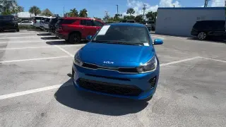 Kia Rio 2023 S Sedán 4 puertas