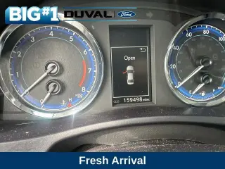 Toyota Corolla 2017 XLE 4dr Sedán