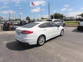 Ford Fusion 2020 SE 4dr Sedán