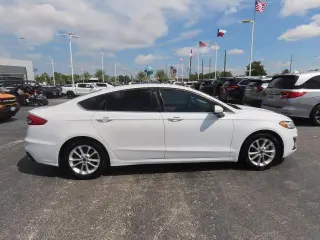 Ford Fusion 2020 SE 4dr Sedán