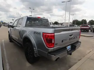 Ford F-150 2023 4x4 XLT 4 puertas SuperCrew 5.5 pies SB