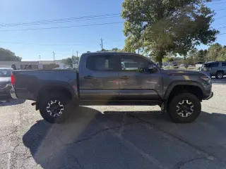 Toyota Tacoma 2017