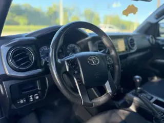 Toyota Tacoma 2017