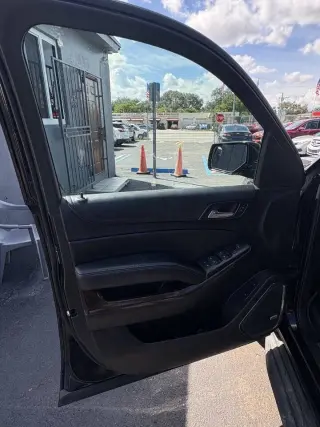 Chevrolet Suburban 2015