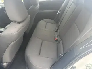 Toyota Corolla 2023 LE Sedán 4 puertas