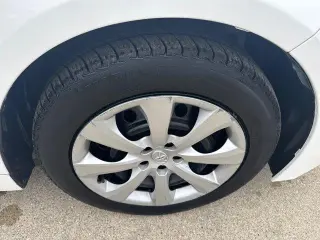 Toyota Corolla 2023 LE Sedán 4 puertas
