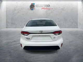 Toyota Corolla 2023 LE Sedán 4 puertas