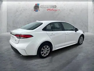 Toyota Corolla 2023 LE Sedán 4 puertas