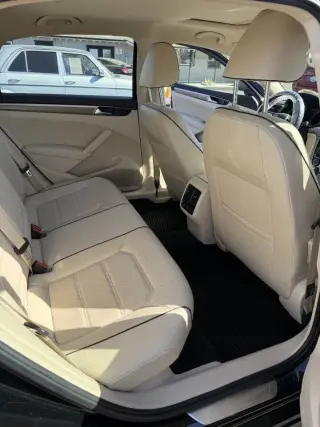 2016 Volkswagen Passat