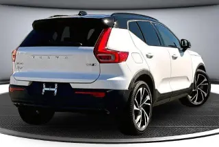 Volvo XC40 2021 AWD T5 R-Design 4dr SUV