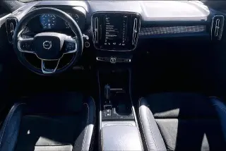 Volvo XC40 2021 AWD T5 R-Design 4dr SUV