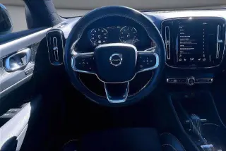 Volvo XC40 2021 AWD T5 R-Design 4dr SUV