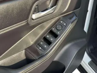 Nissan Rogue 2026 AWD Dark Armor 4dr Crossover