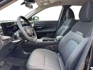 Nissan Kicks 2026 AWD SV 4dr Crossover