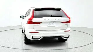 Volvo XC60 2024 AWD B5 Plus Dark Theme 4dr SUV