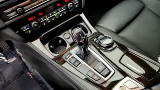BMW Serie 5 2016 550i 4dr Sedán