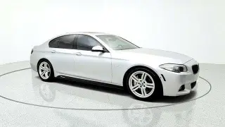 BMW Serie 5 2016 550i 4dr Sedán