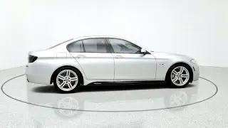 BMW Serie 5 2016 550i 4dr Sedán