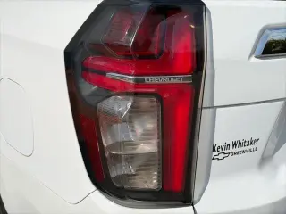 Chevrolet Suburban 2023 4x4 LT 4dr SUV