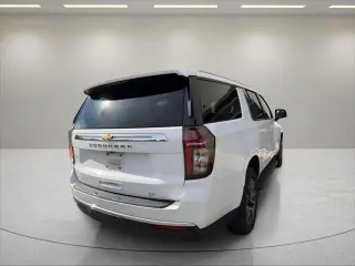 Chevrolet Suburban 2023 4x4 LT 4dr SUV