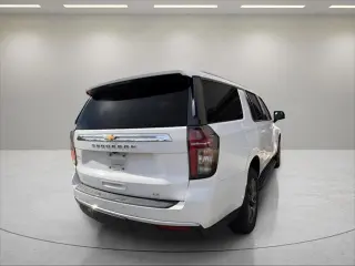 Chevrolet Suburban 2023 4x4 LT 4dr SUV