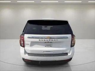 Chevrolet Suburban 2023 4x4 LT 4dr SUV