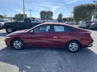 Hyundai ELANTRA 2025 SE 4dr Sedán