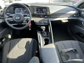 Hyundai ELANTRA 2025 SE 4dr Sedán
